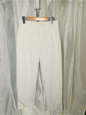 All : row Pleated Women’s Chinos in Cream